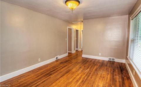 1006 Roach St, Mayodan, NC 27027 photo 7