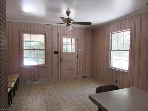 5784 Oak Knoll Dr, Trinity, NC 27370 photo 6
