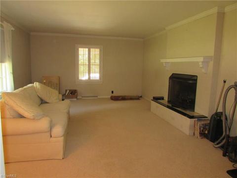 5784 Oak Knoll Dr, Trinity, NC 27370 photo 9