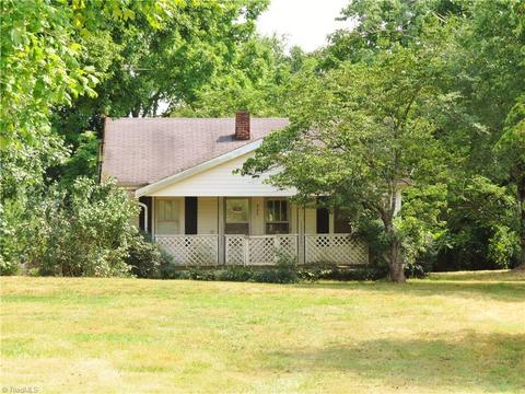 576 Powell Bridge Rd, Harmony, NC 28634 photo 1
