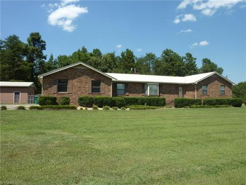 5796 Welborn Rd, Trinity, NC 27370 photo 3