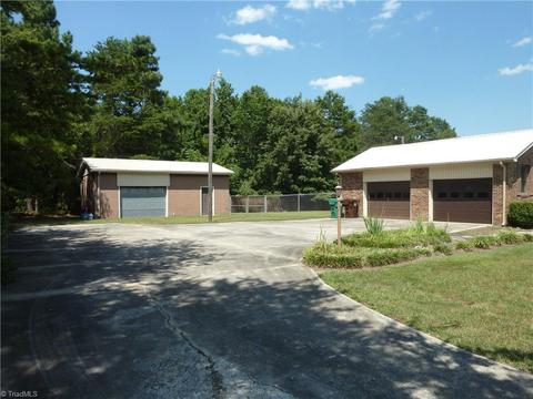 5796 Welborn Rd, Trinity, NC 27370 photo 4