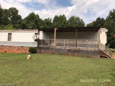 583 Schoolfield Rd, Ruffin, NC 27326 photo 2