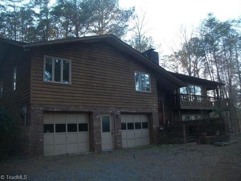 633 Brown Rd, King, NC 27021 photo 1