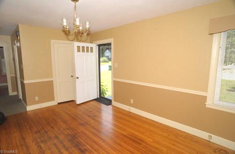 923 Maple Ave, Salisbury, NC 28144 photo 3