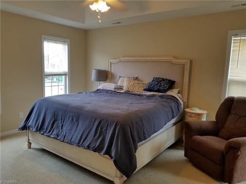 1401 Suncrest Dr, High Point, NC 27265 photo 11