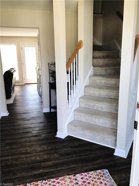1401 Suncrest Dr, High Point, NC 27265 photo 2