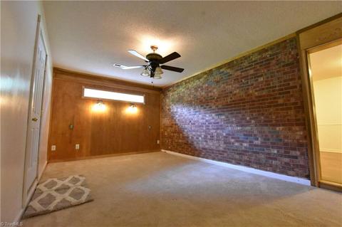 1121 Foxtrot Ct, King, NC 27021 photo 9