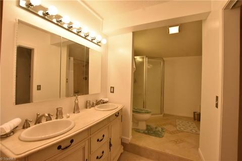 1121 Foxtrot Ct, King, NC 27021 photo 5