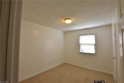 1121 Foxtrot Ct, King, NC 27021 photo 14