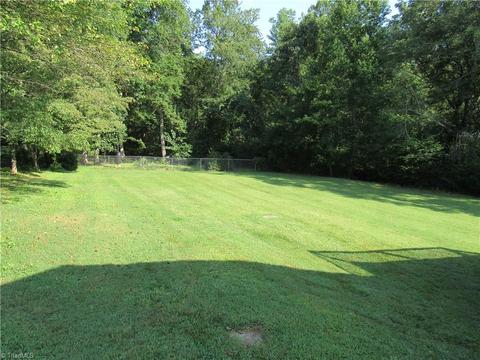 428 White Rd, King, NC 27021 photo 11