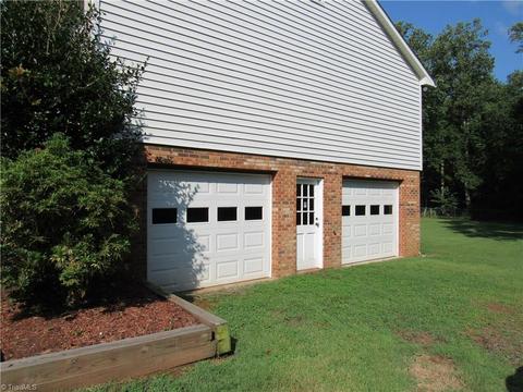 428 White Rd, King, NC 27021 photo 9
