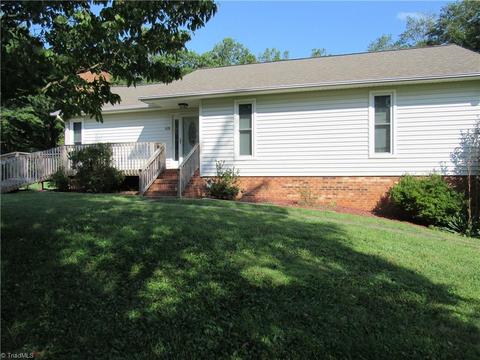 428 White Rd, King, NC 27021 photo 3