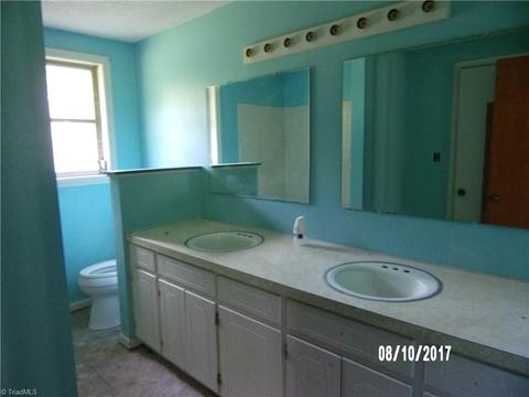 120 Fraley Fields Rd, High Point, NC 27262 photo 10