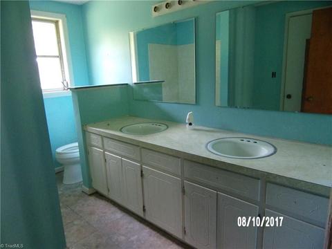120 Fraley Fields Rd, High Point, NC 27262 photo 11
