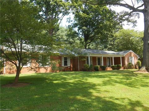 604 Pine St, Dobson, NC 27017 photo 19