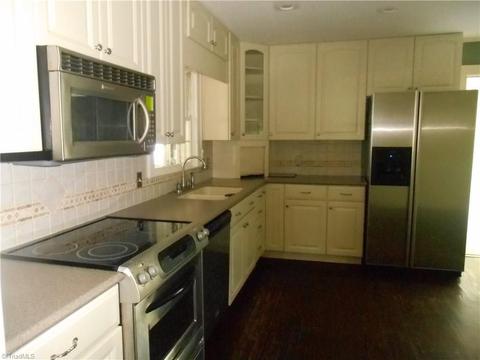 604 Pine St, Dobson, NC 27017 photo 15