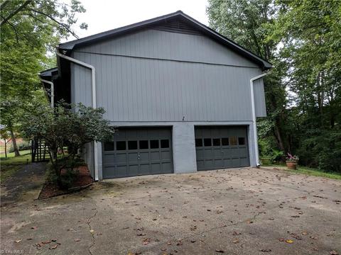 114 Matts Pl, Advance, NC 27006 photo 6
