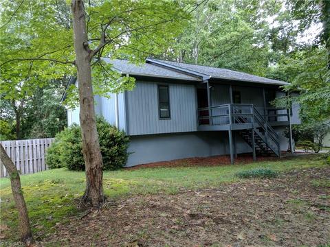 114 Matts Pl, Advance, NC 27006 photo 1