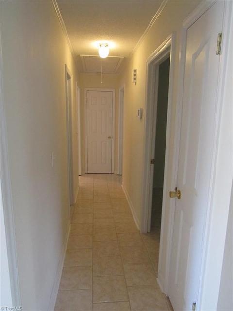 105 Rolling Green Ln, King, NC 27021 photo 17