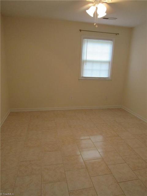 105 Rolling Green Ln, King, NC 27021 photo 24