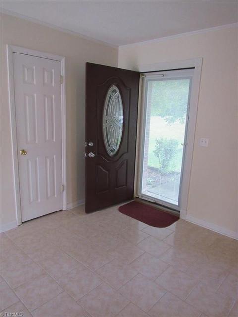 105 Rolling Green Ln, King, NC 27021 photo 12