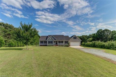 371 Proffitt Rd, Ruffin, NC 27326 photo 4