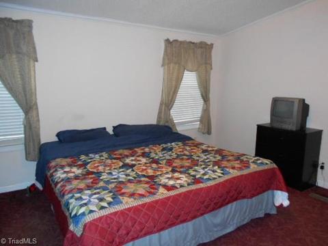 540 Barnes Rd, Eden, NC 27288 photo 9