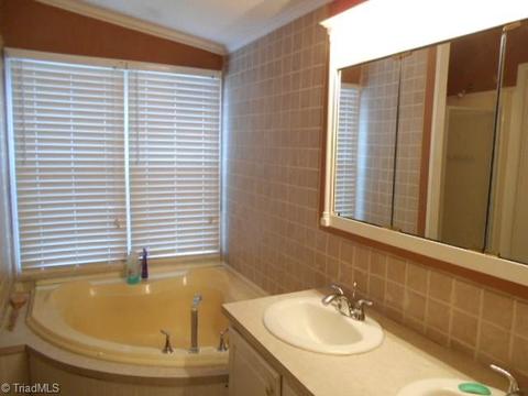 540 Barnes Rd, Eden, NC 27288 photo 11
