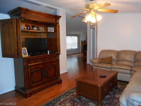 540 Barnes Rd, Eden, NC 27288 photo 2