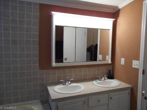 540 Barnes Rd, Eden, NC 27288 photo 13