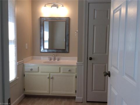 3402 Rolling Rd, High Point, NC 27265 photo 14