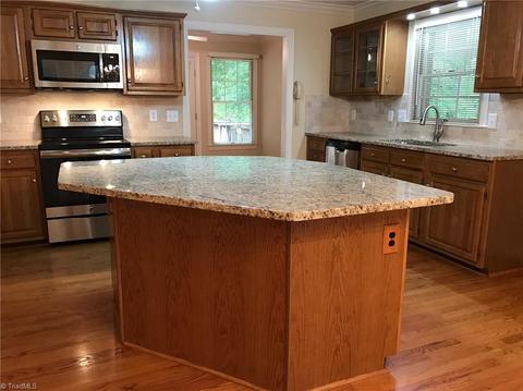 3402 Rolling Rd, High Point, NC 27265 photo 5