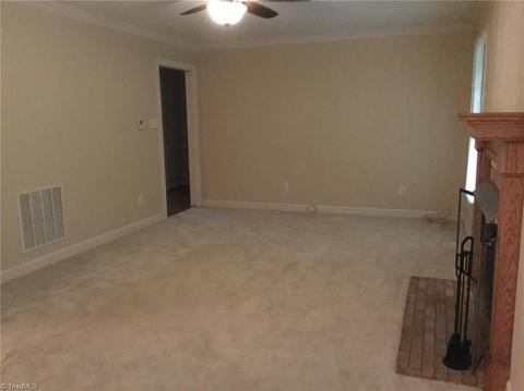 3402 Rolling Rd, High Point, NC 27265 photo 11