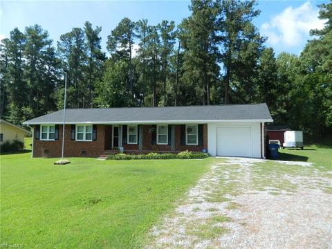 217 Norman Dr, Trinity, NC 27370 photo 2