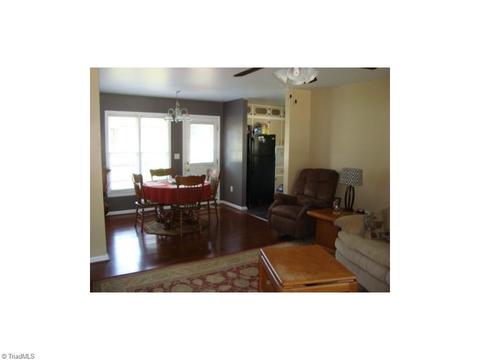 128 Long St, Mayodan, NC 27027 photo 7