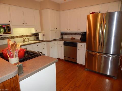 134 Eldridge Ln, State Road, NC 28676 photo 8