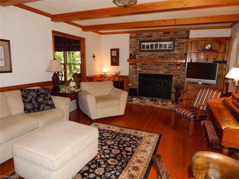 134 Eldridge Ln, State Road, NC 28676 photo 3