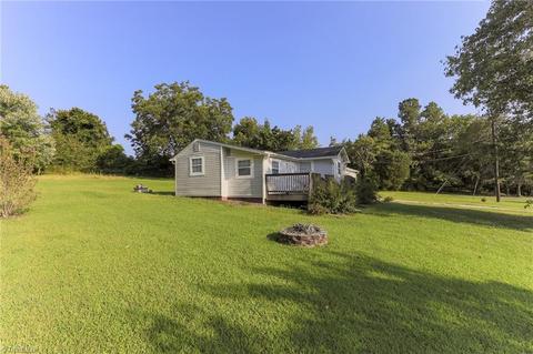 4818 Old Turnpike Rd, Trinity, NC 27370 photo 4