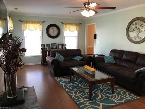 206 Winfield Dr, King, NC 27021 photo 5