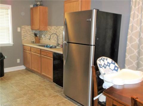 118 Locust Rd, King, NC 27021 photo 7