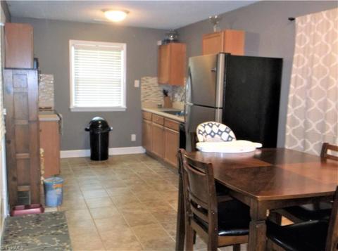 118 Locust Rd, King, NC 27021 photo 5