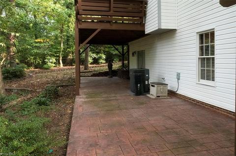 2106 Candelar Dr, High Point, NC 27265 photo 25