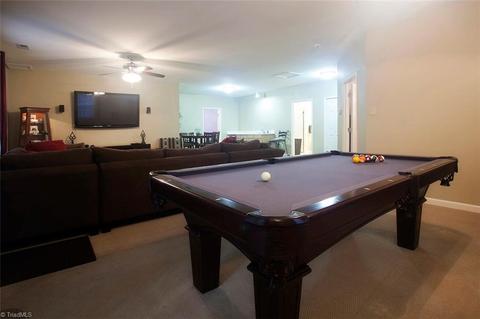 2106 Candelar Dr, High Point, NC 27265 photo 20