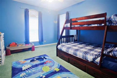 2106 Candelar Dr, High Point, NC 27265 photo 14