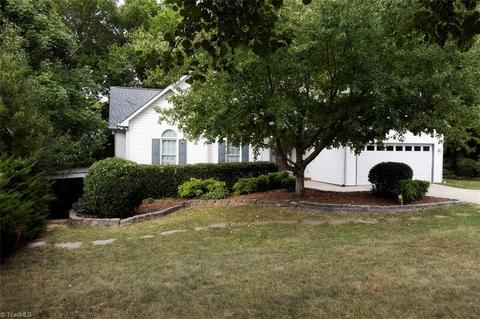 2106 Candelar Dr, High Point, NC 27265 photo 27