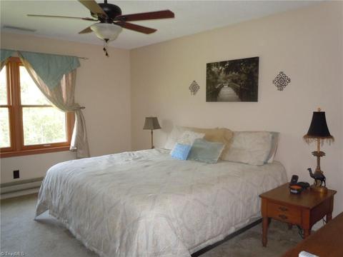 518 Butner Rd, Pinnacle, NC 27043 photo 7