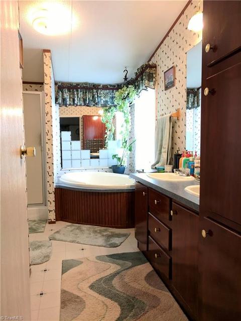 113 Hayes Dr, King, NC 27021 photo 12