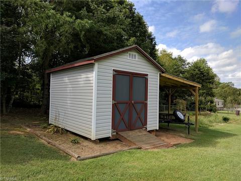 113 Hayes Dr, King, NC 27021 photo 28