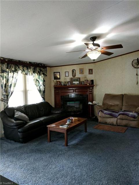113 Hayes Dr, King, NC 27021 photo 9